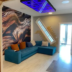 In Porta Tower Apartment Batumi