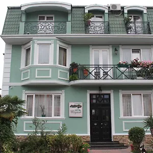 Elegant Garden 3*, Batumi Georgien